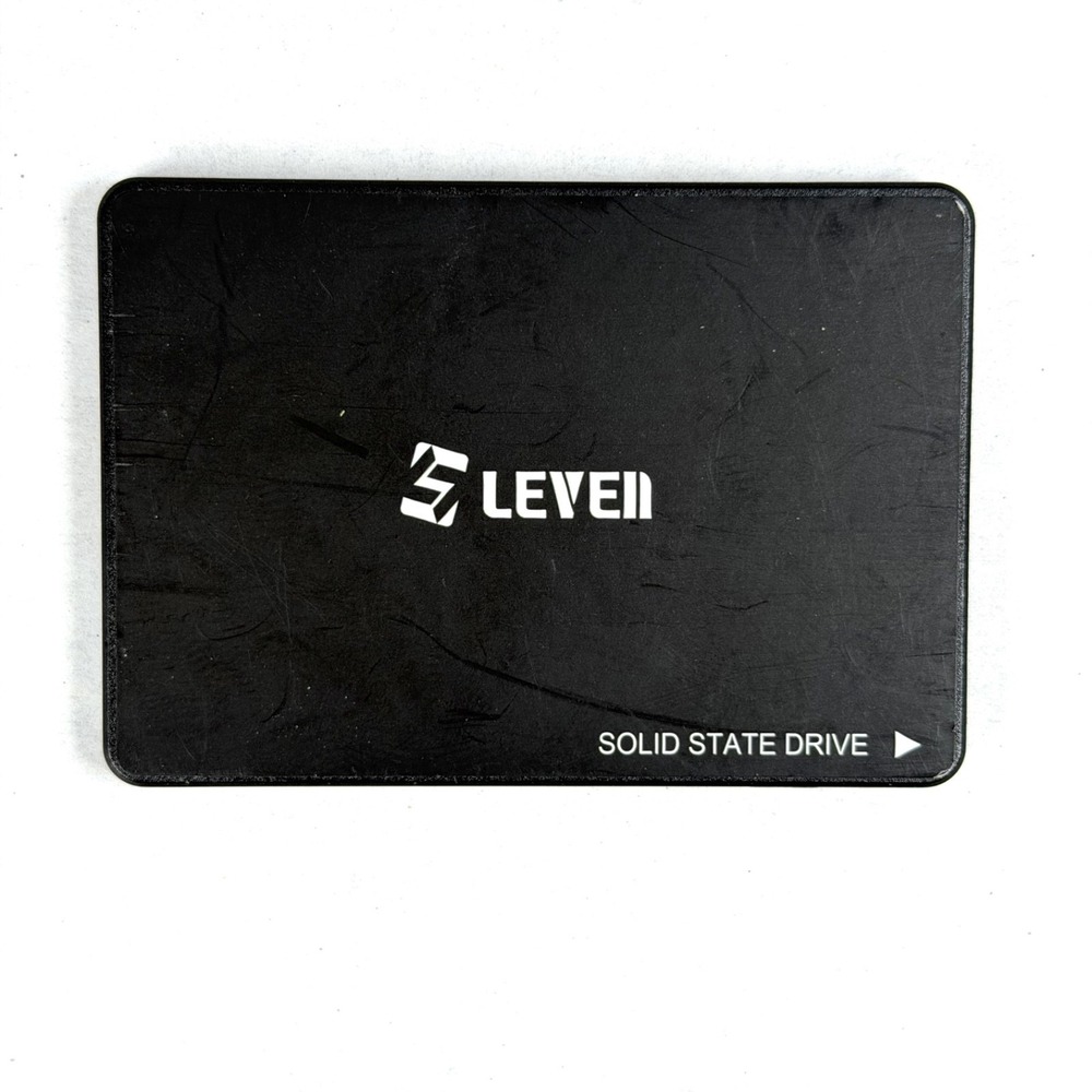Leven 4TB 2.5" SSD / Model JS600-4TB / Solid State Drive / New / No Box